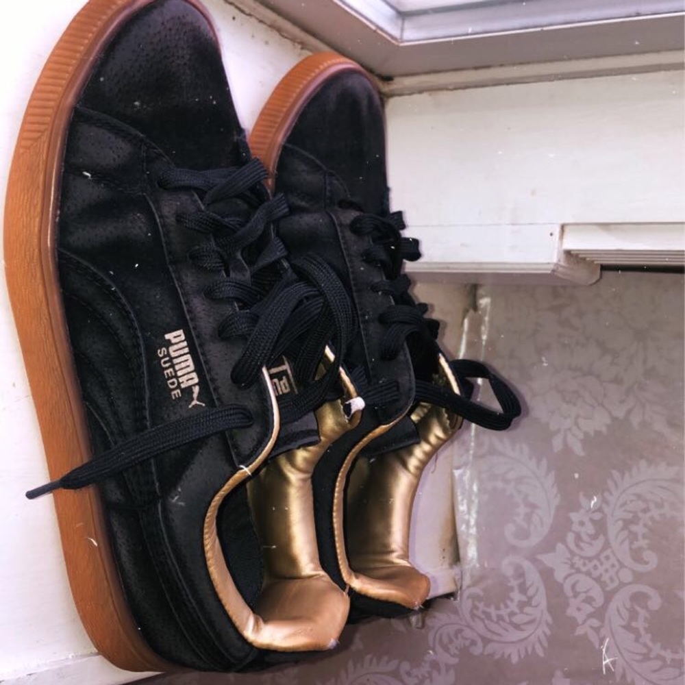 PUMA SUEDE. Used.